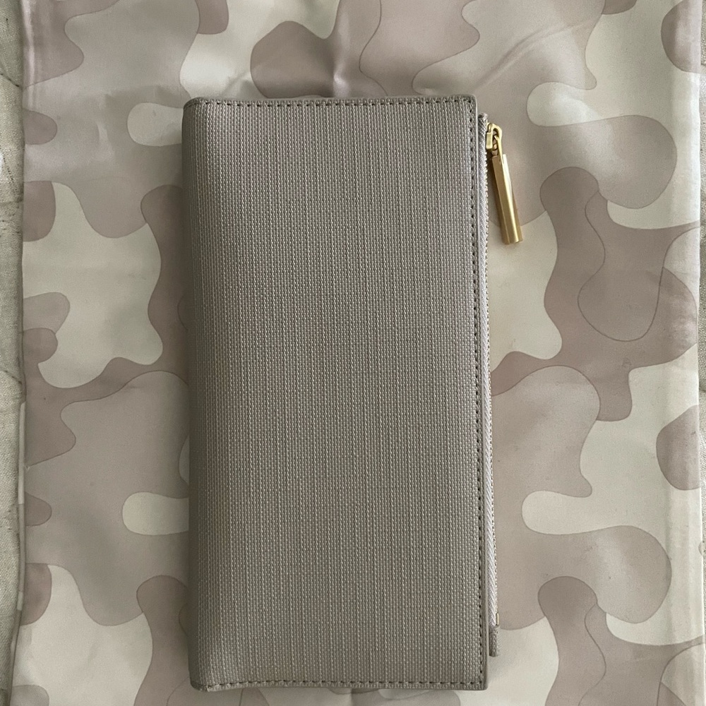Dagne Dover Slim Wallet